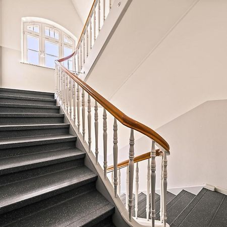 Wohnen Im Alten Bahnhof Inkl Balkon - 5 Min Zum Ravensburger Spieleland Meckenbeuren Exterior foto