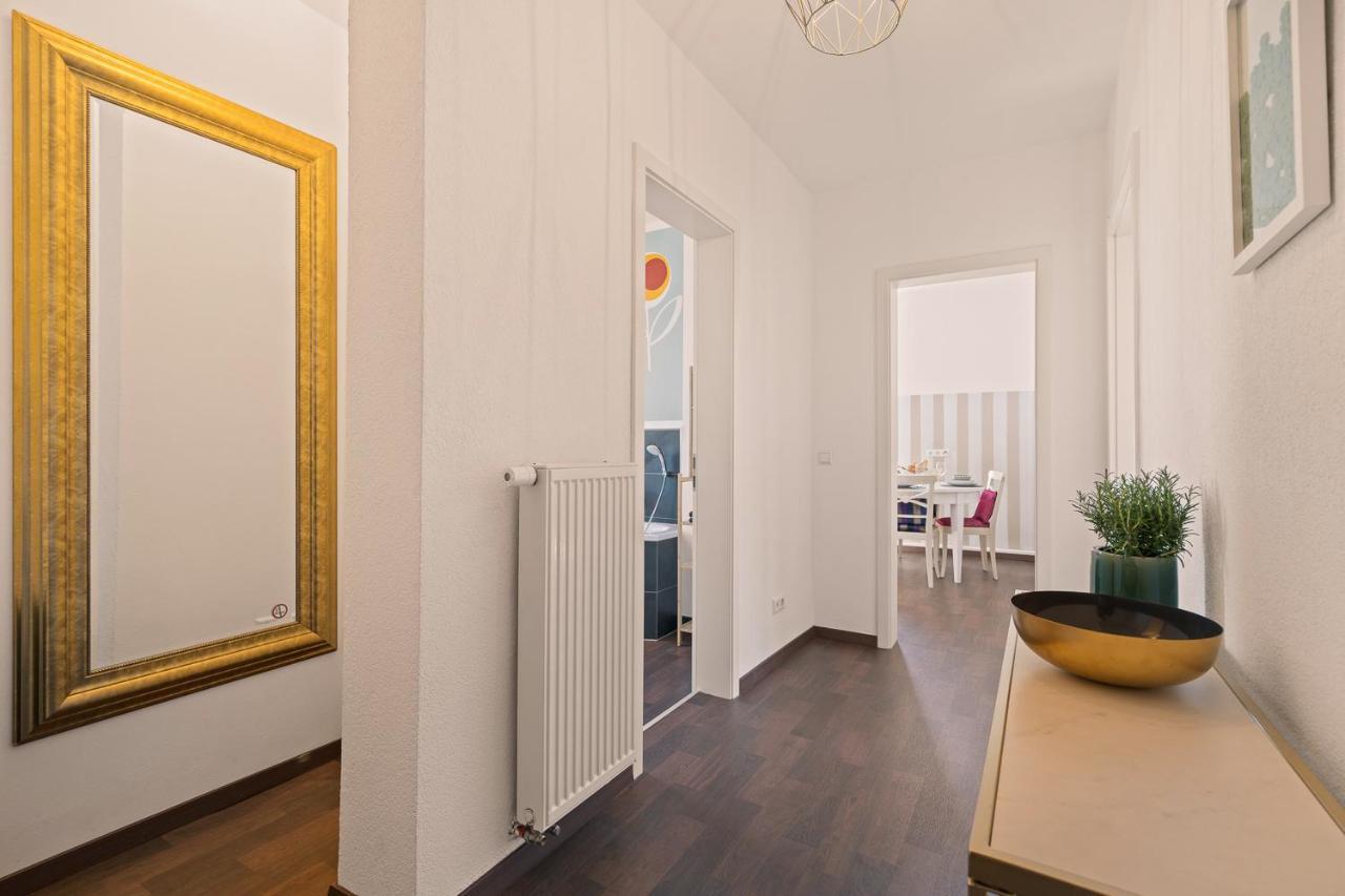 Wohnen Im Alten Bahnhof Inkl Balkon - 5 Min Zum Ravensburger Spieleland Meckenbeuren Exterior foto